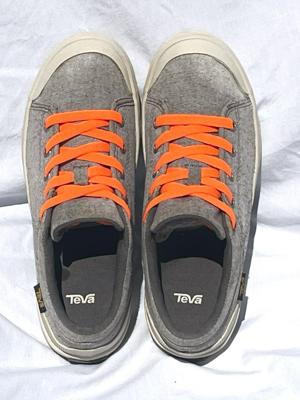 Teva Freewheel Grey Canvas Low Top Sneakers 6.5W Custom Neon Orange Laces 101948 - Picture 6 of 8